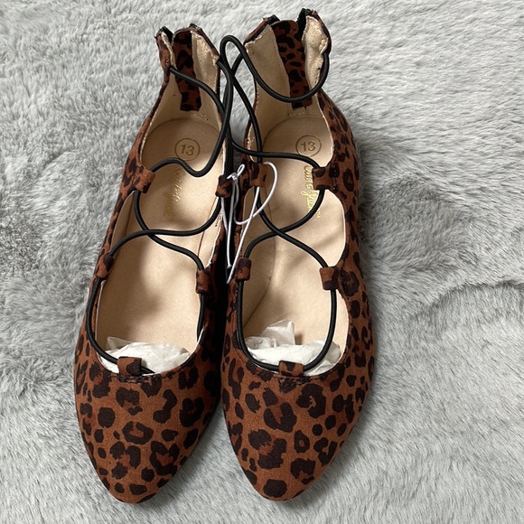 Kids Leopard print dress shoes - Picture 2 of 5